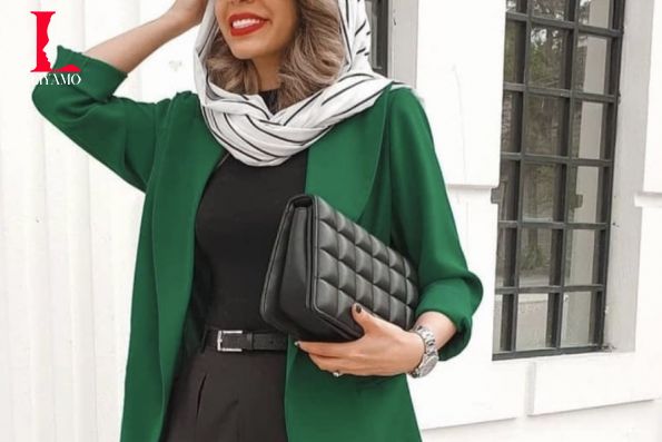 استایل مانتو با رنگ سبز زمردی